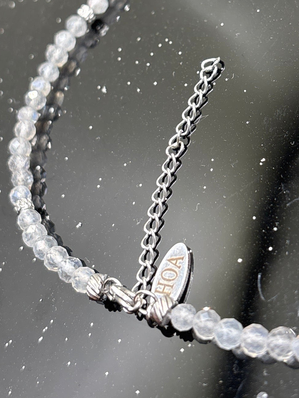 HOA Лабрадорит: Скритият Код - дамско колие с фасетиран Лабрадорит