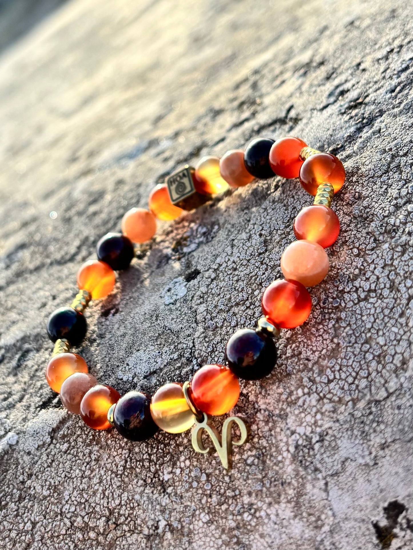 “Aries Rubra” - дамска гривна зодия Овен