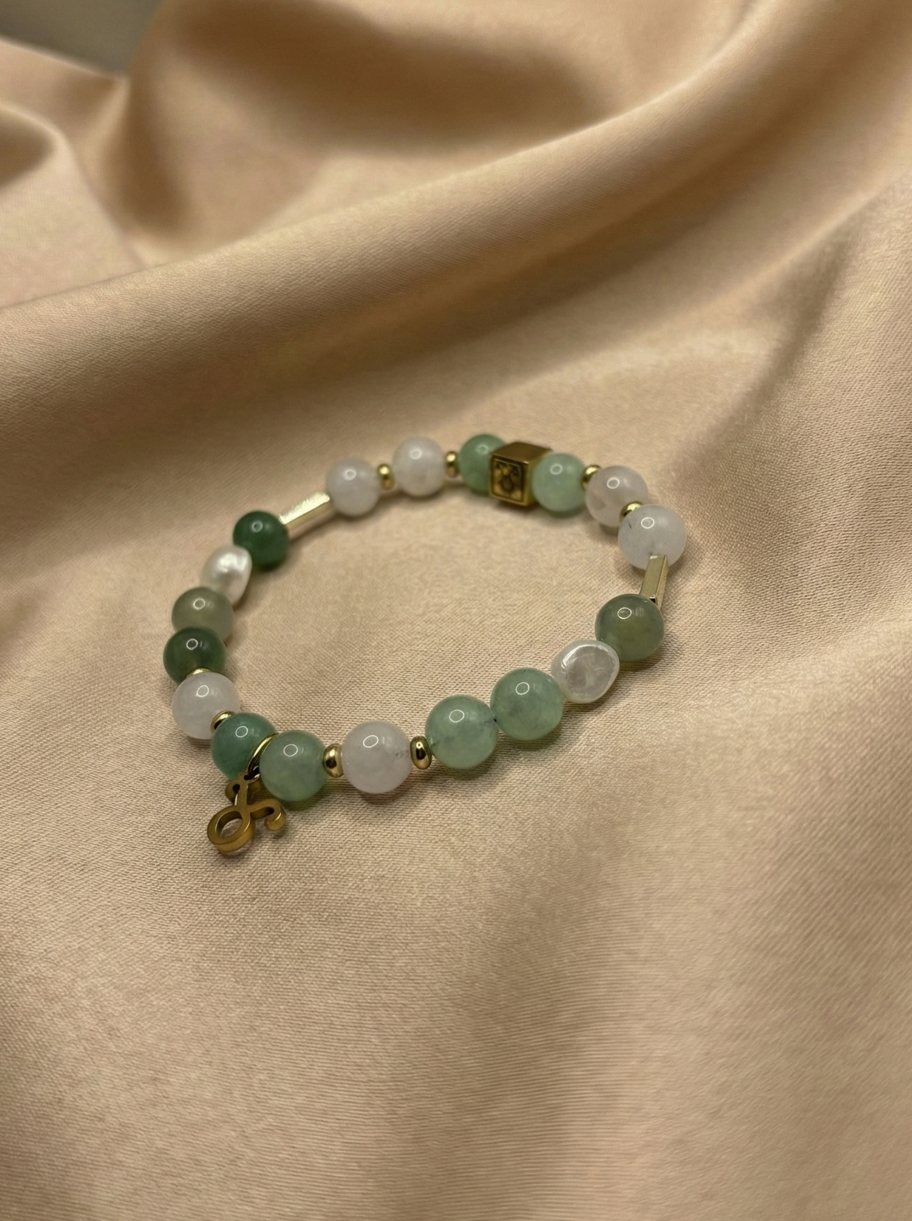 “Taurus Venus” - дамска гривна зодия Телец