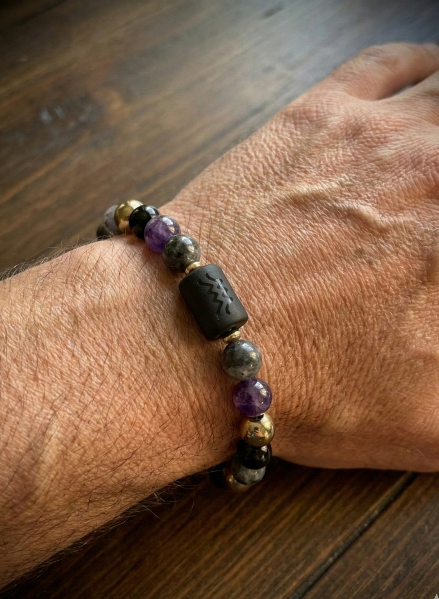 “Aquarius Voidmind” - мъжка гривна зодия Водолей