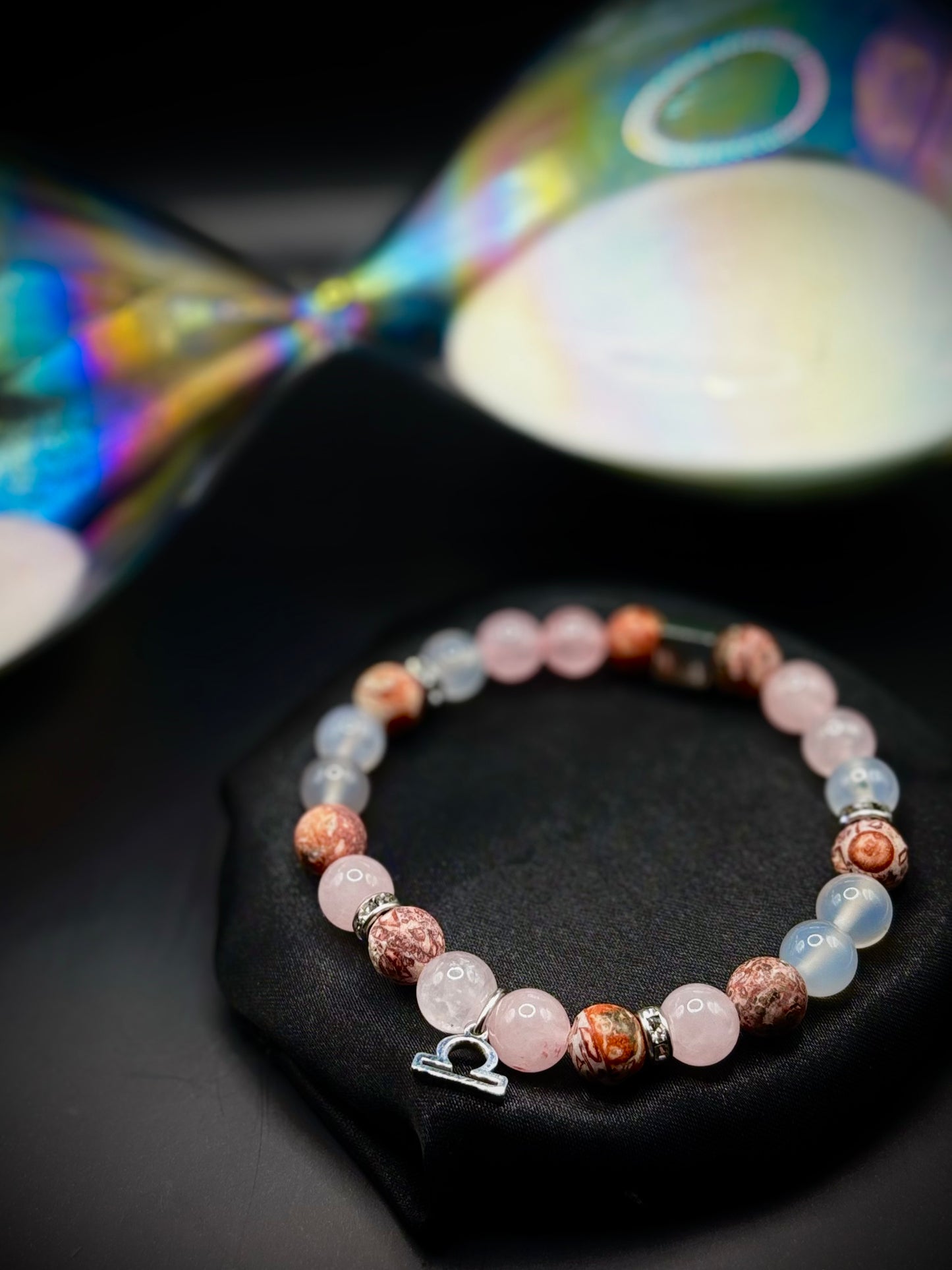 “Libra Harmonia” - дамска гривна зодия Везни