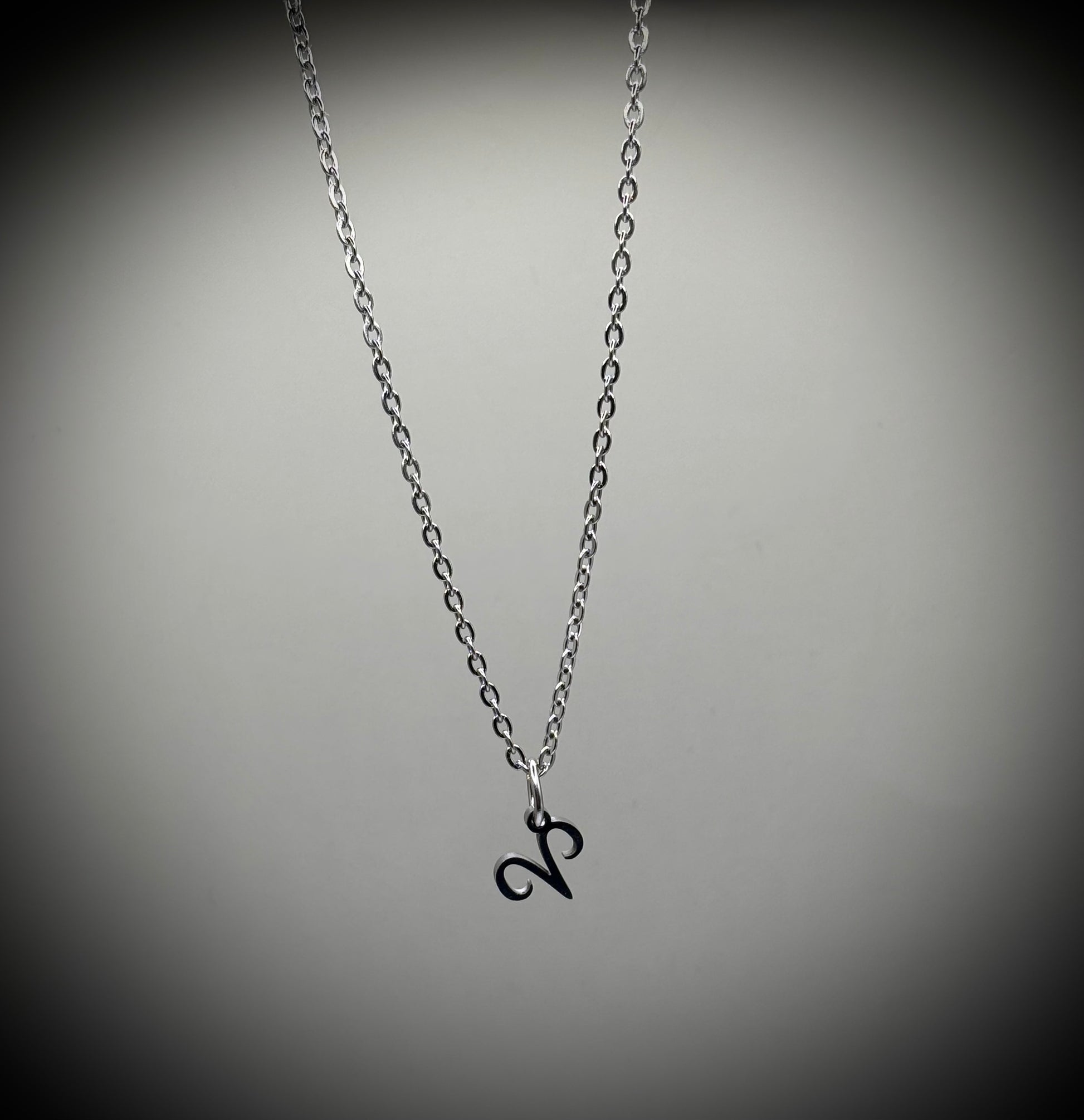 Колие HOA „Колие за зодия“ от медицинска стомана най-висок клас.