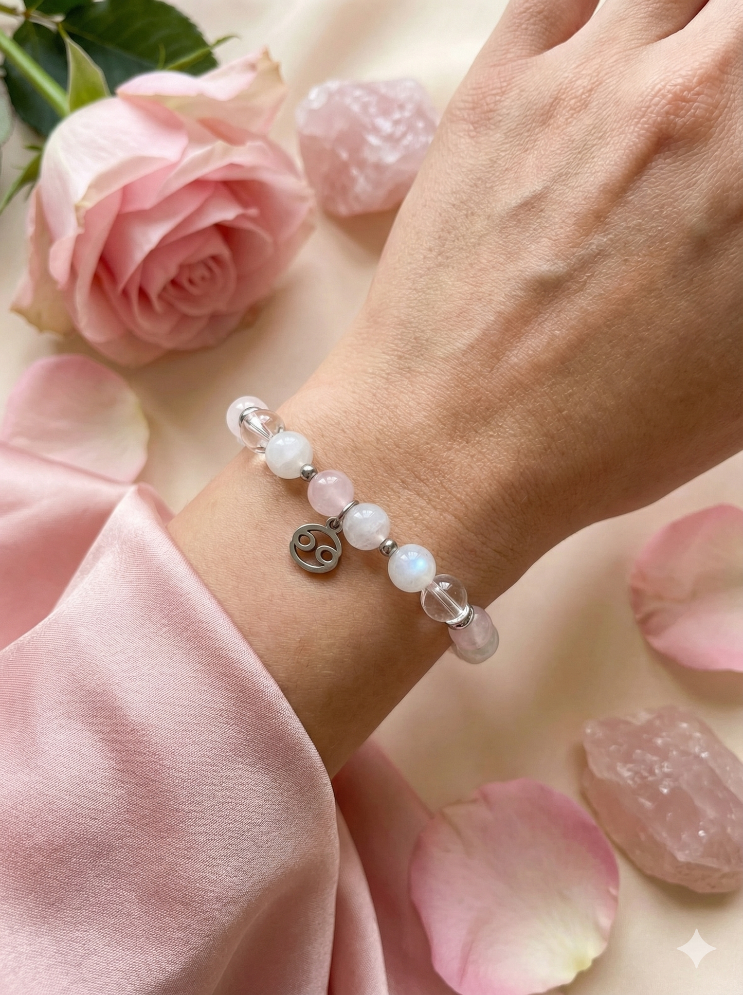 “Cancer Lunaria” - дамска гривна зодия Рак