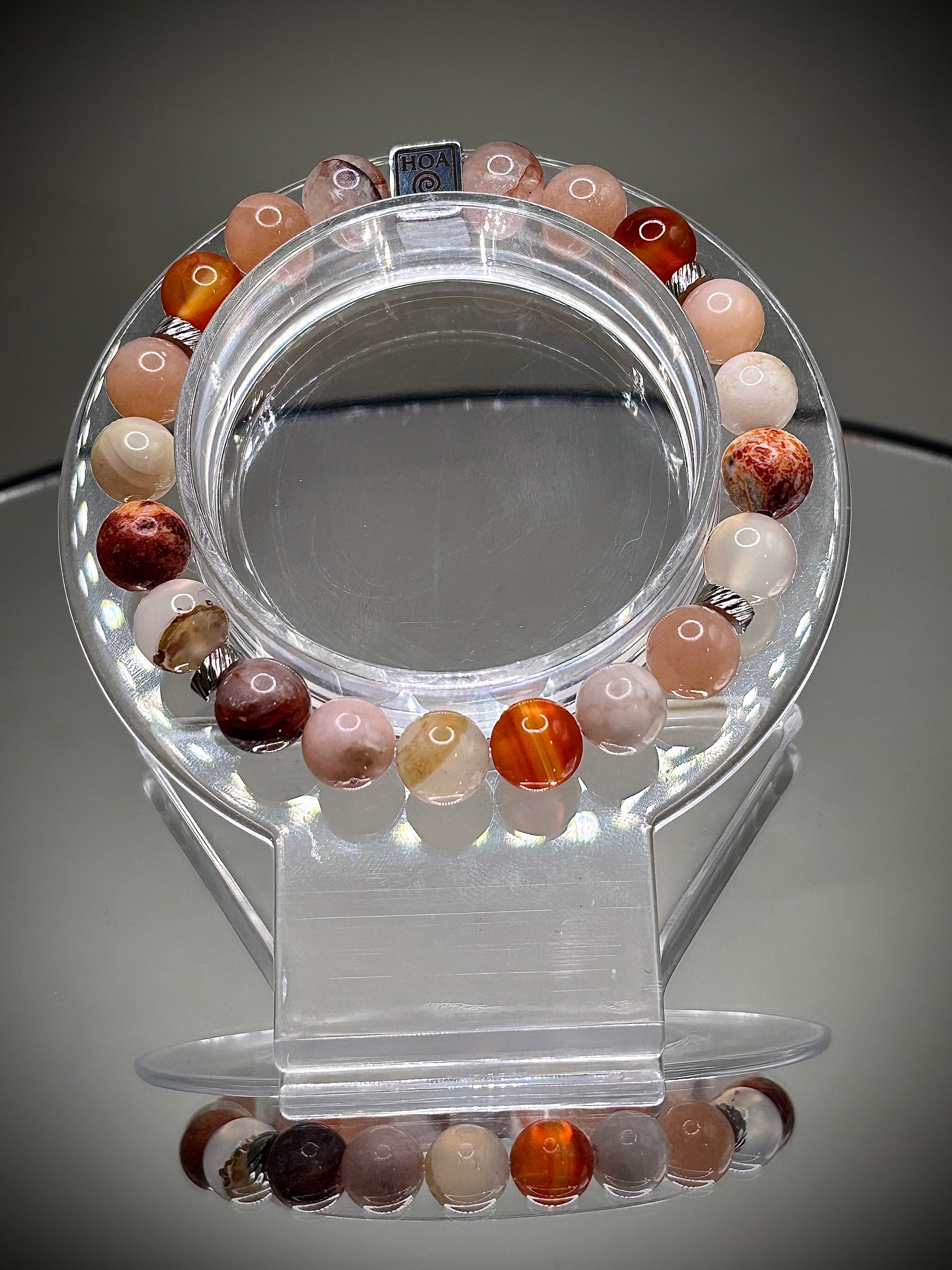 Гривна HOA „Втора Чакра“ от естествени камъни, ръчно изработена. Карнеол, слънчев камък и леопардов яспис в топла композиция за съзидание и енергия.