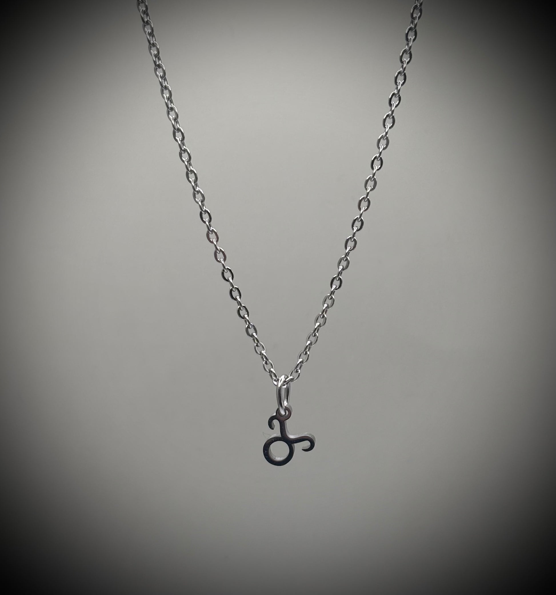 Колие HOA „Колие за зодия“ от медицинска стомана най-висок клас.