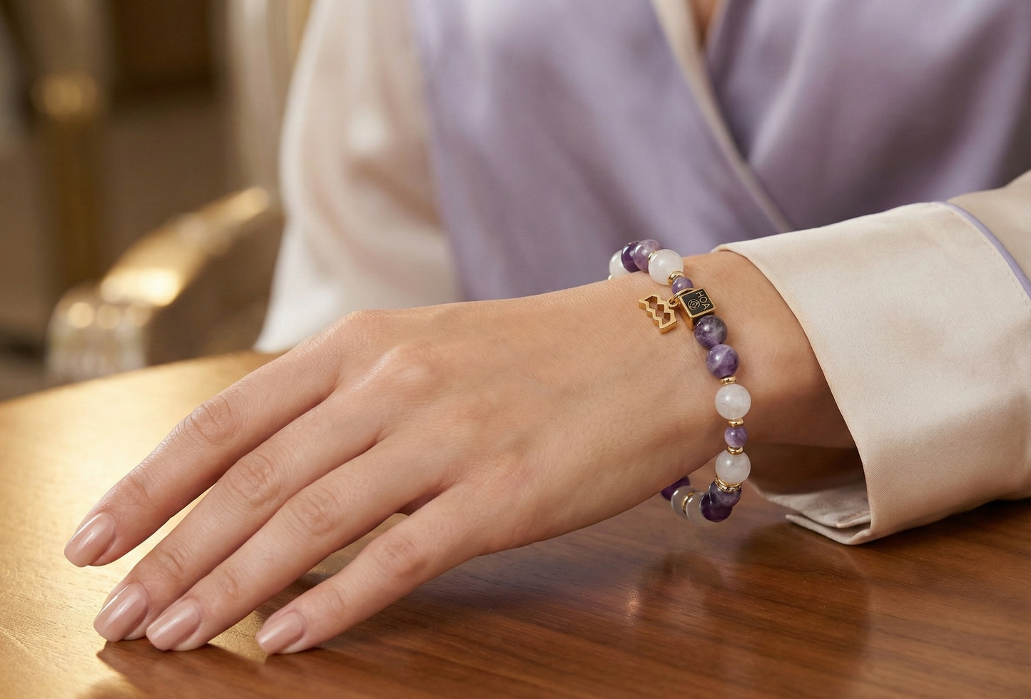 “Aquarius Noema” - дамска гривна зодия Водолей