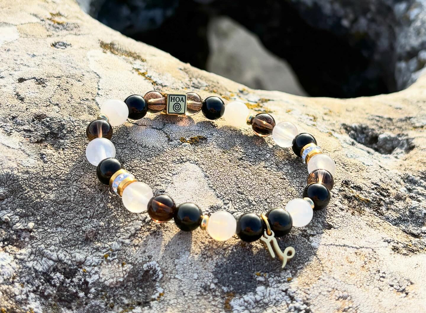 “Capricorn Aegis” - дамска гривна зодия Козирог