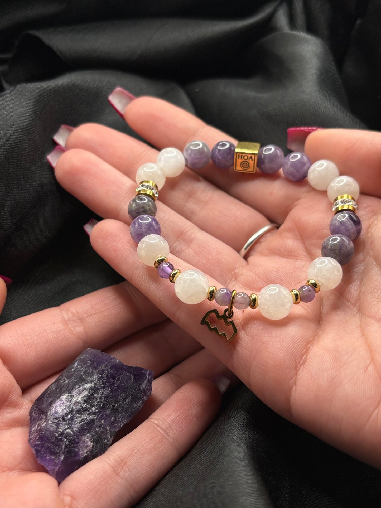 “Aquarius Noema” - дамска гривна зодия Водолей